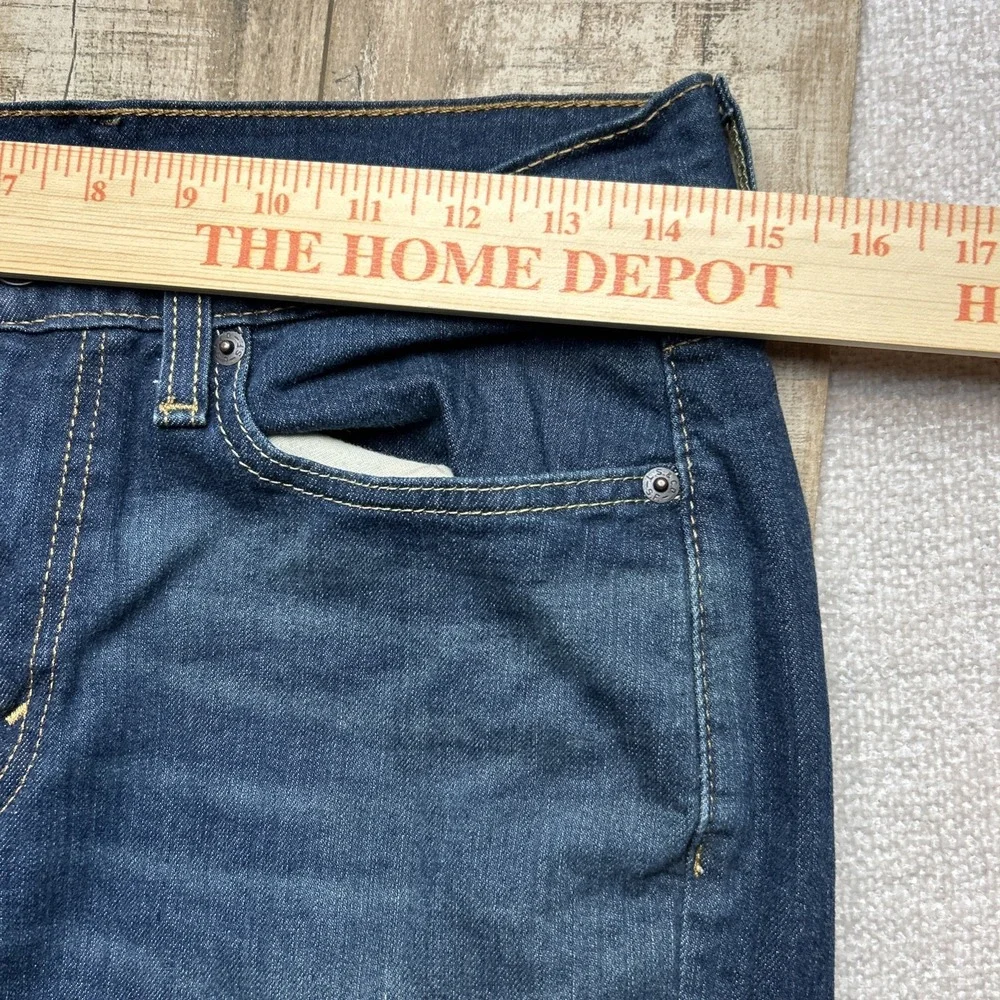 Levi's 514 Classic-style Low Rise And Straight Cut From Hip Through‎ Ankle 30x30